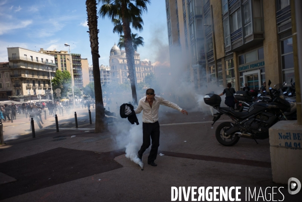 Manif contre le 49.3
