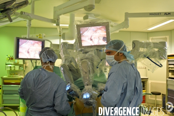 La chirurgie et les robots