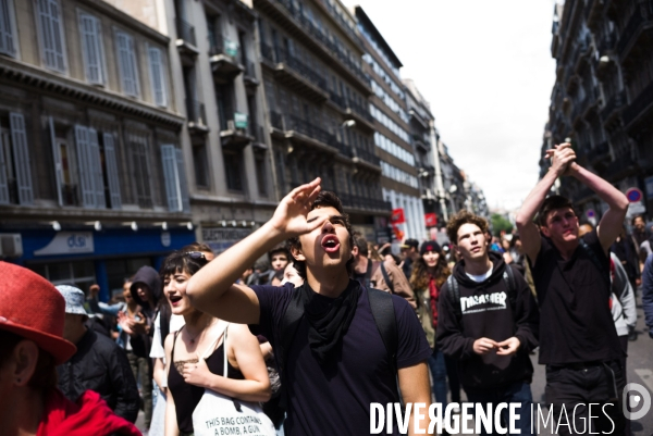 Manif contre le 49.3