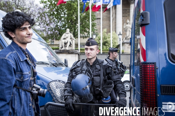 Nuit Debout a l Assemble Nationale