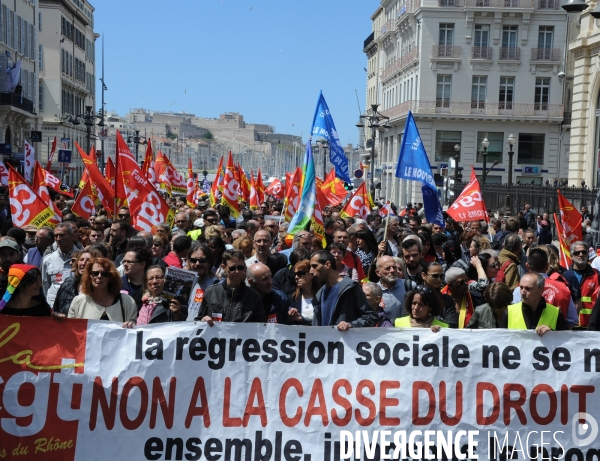 Manifestation contre La Loi du Travail  12 mai 2016 Manifestation contre la Loi El Khomri  12 mai 2016 Manifestation contre la Loi El Khomri