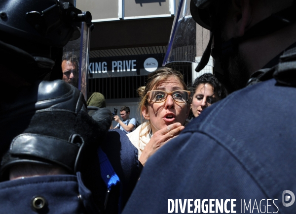 Manifestation contre La Loi du Travail  12 mai 2016 Manifestation contre la Loi El Khomri  12 mai 2016 Manifestation contre la Loi El Khomri