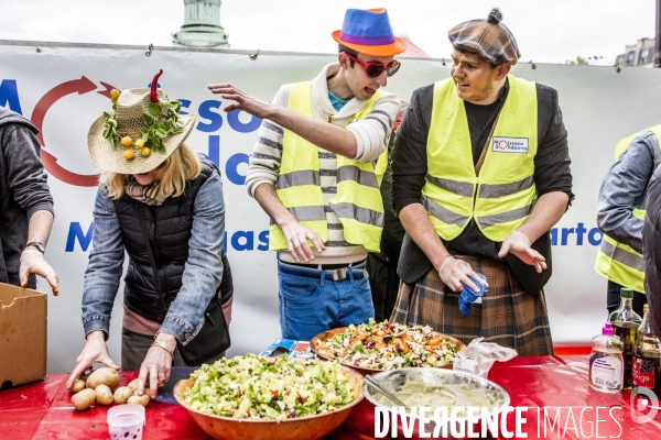 Moissons Solidaires et Disco Soupe a la Bastille