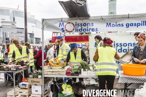 Moissons Solidaires et Disco Soupe a la Bastille