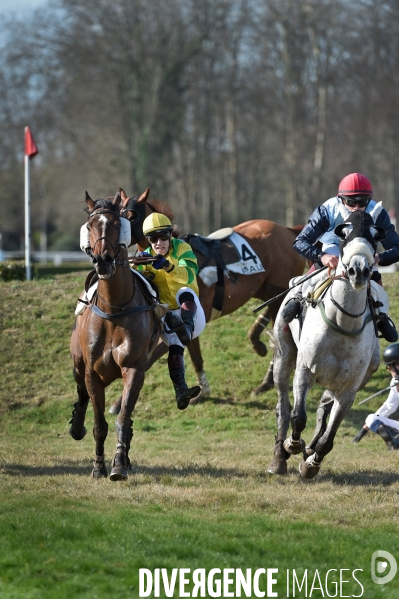 Meeting d hiver Courses hippiques sur l Hippodrome de Pau dans les Pyrénées Atlantiques