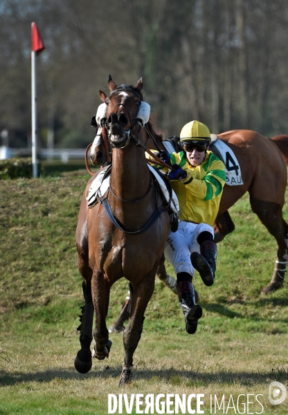 Meeting d hiver Courses hippiques sur l Hippodrome de Pau dans les Pyrénées Atlantiques