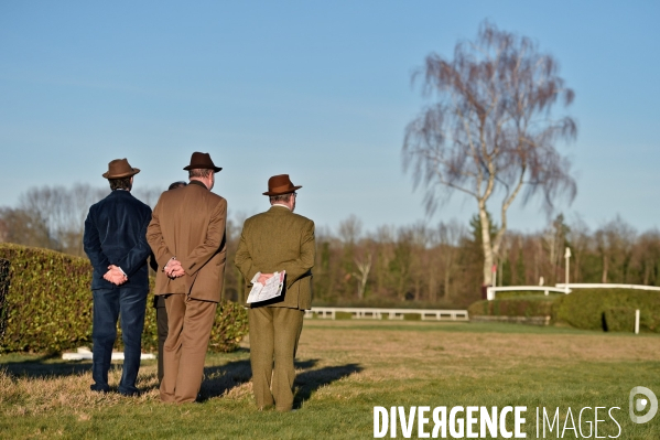 Meeting d hiver Courses hippiques sur l Hippodrome de Pau dans les Pyrénées Atlantiques