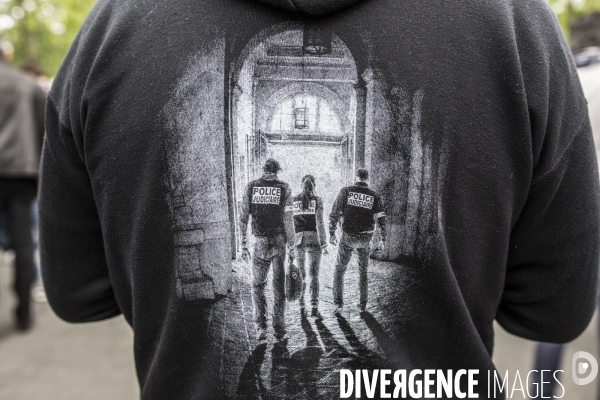 Manifestation de policiers contre la « haine anti-flics »