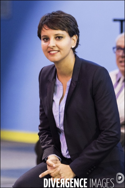 Premier meeting   La France est belle    de Manuel VALLS sur le thème de la jeunesse et de l éducation à Evry.