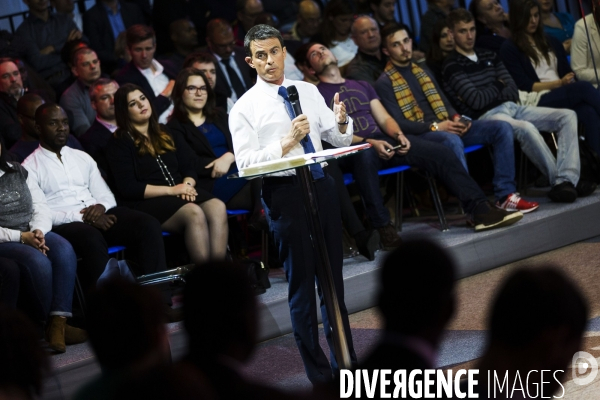 Evry, déplacement de Manuel Valls.