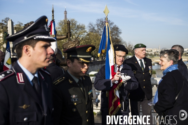 Hommage aux soldats français tués au Mali.