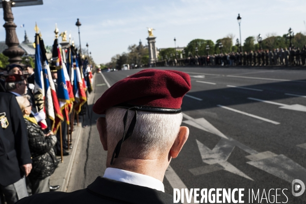 Hommage aux soldats français tués au Mali.