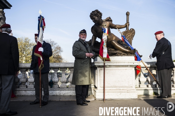 Hommage aux soldats français tués au Mali.