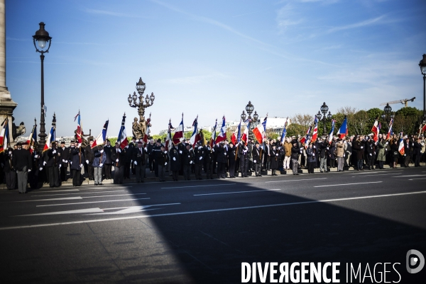 Hommage aux soldats français tués au Mali.