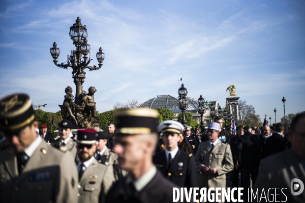 Hommage aux soldats français tués au Mali.