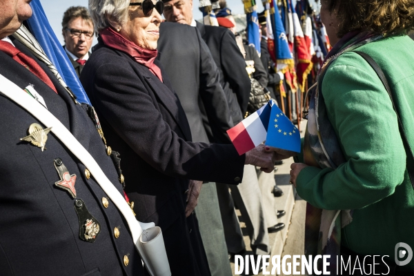 Hommage aux soldats français tués au Mali.