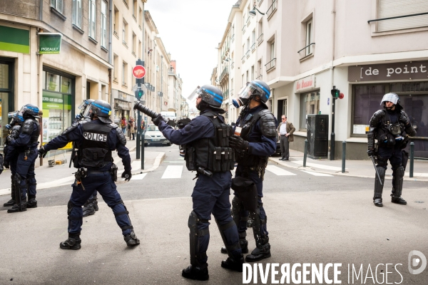 Visitez Nantes, son muscadet, ses émeutes...