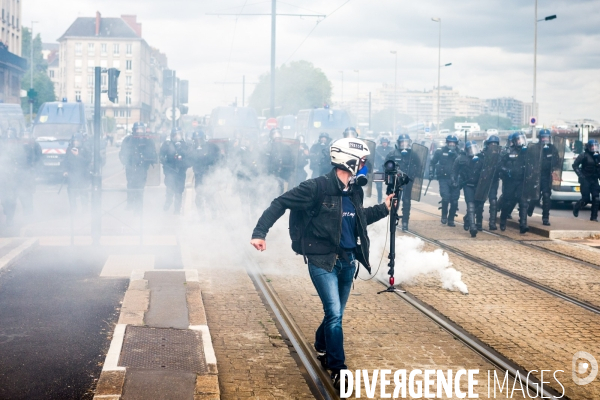 Visitez Nantes, son muscadet, ses émeutes...