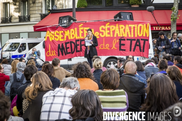 Nuit Debout devant le MEDEF