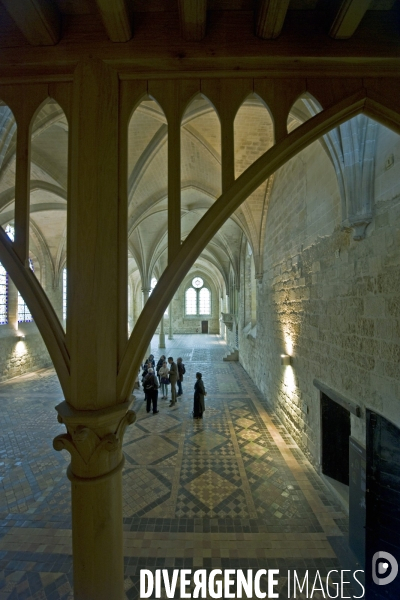 Restauration lourde de l abbaye de Royaumont.
