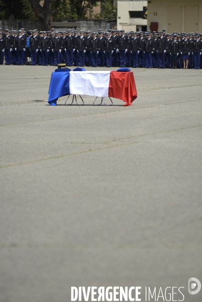 Orange: hommage au gendarme tué dans le Var