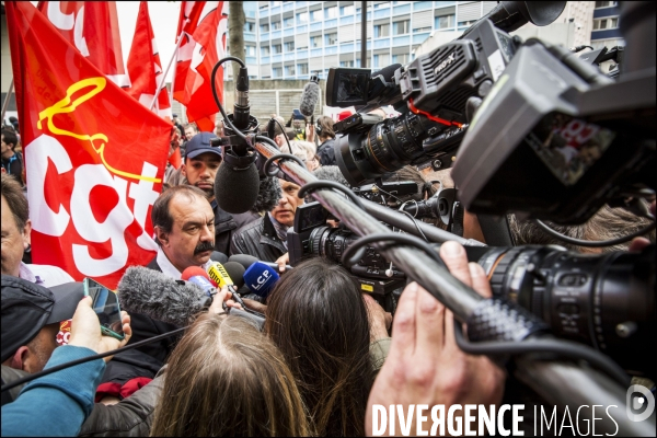 Philippe MARTINEZ, secrétaire général de la CGT ( Confédération générale du travail ) au départ de la manifestation du 25 mai contre la loi El KHOMRI.