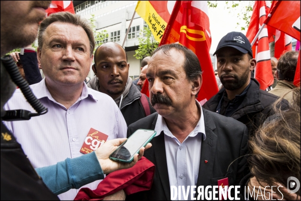 Philippe MARTINEZ, secrétaire général de la CGT ( Confédération générale du travail ) au départ de la manifestation du 25 mai contre la loi El KHOMRI.
