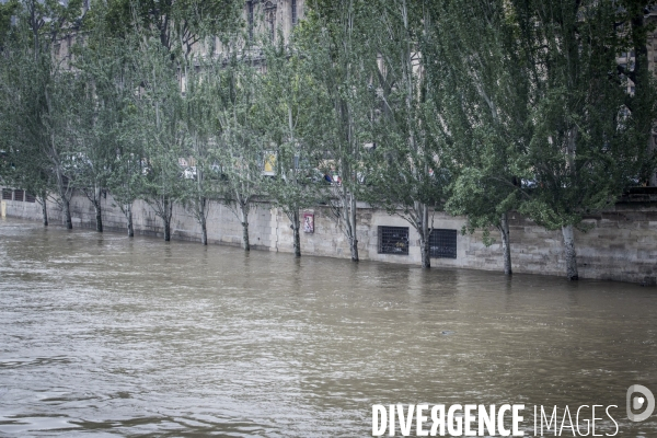 Paris, inondation sur les quais