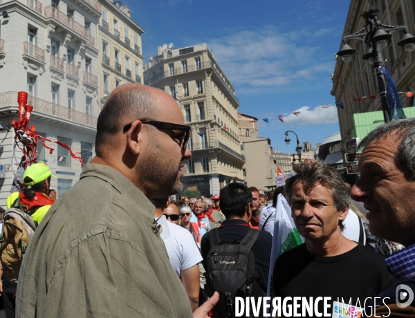 Manif intersyndicale a marseille