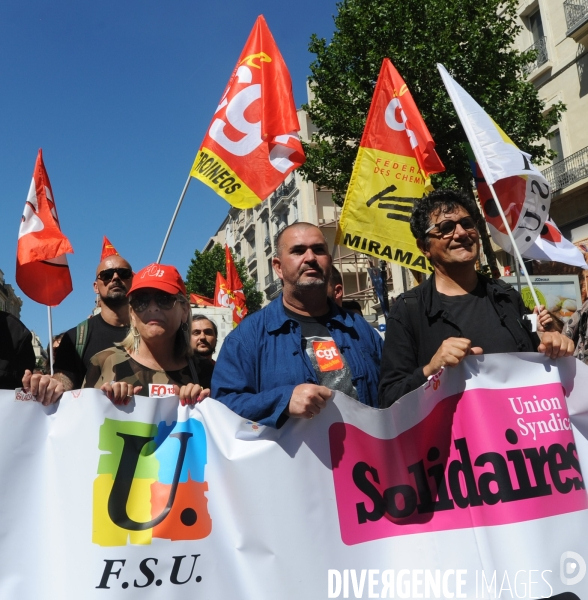 Manif intersyndicale a marseille