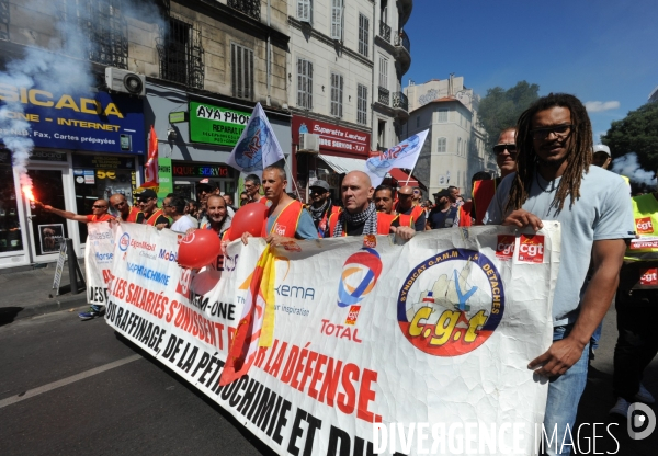 Manif intersyndicale a marseille