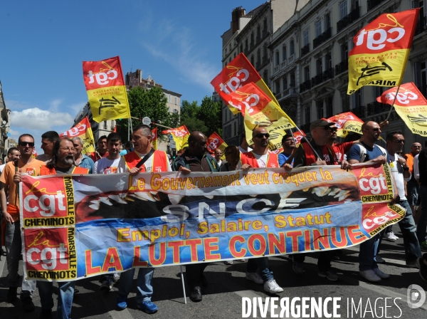 Manif intersyndicale a marseille