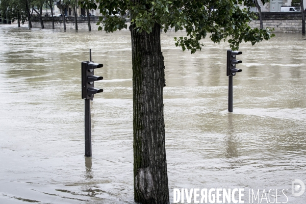 Paris, la Seine en crue