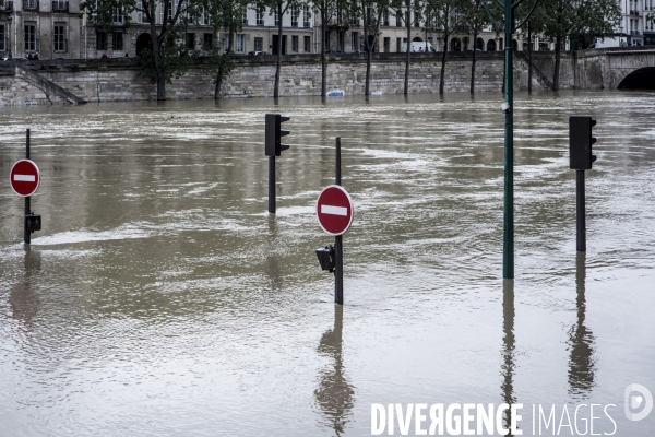 Paris, la Seine en crue