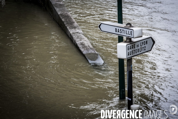 Paris, la Seine en crue