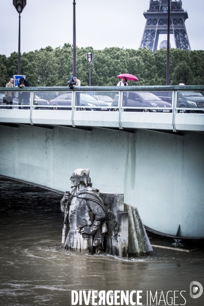 Paris, la Seine en crue