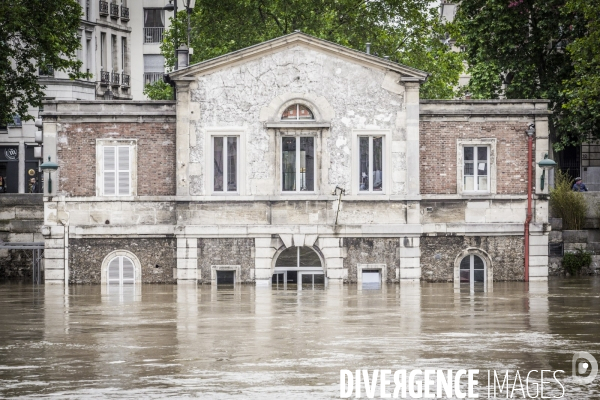 Paris, la Seine en crue