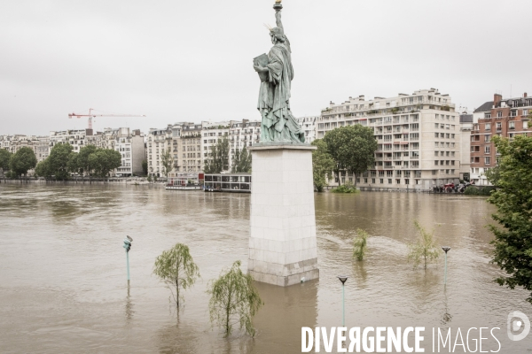 Paris, la Seine en crue
