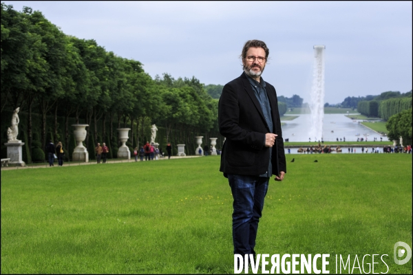 L artiste Danois-Islandais Olafur ELIASSON succède à Anish KAPOOR comme invité du château de Versailles pour l été 2016