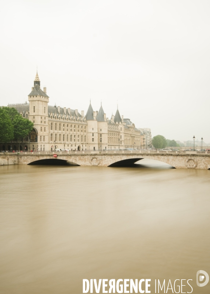 Crue Paris 2016
