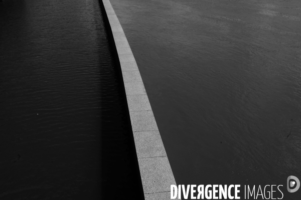 Inondations à Paris la Seine 2016.  Flooding of the River Seine Paris 2016.