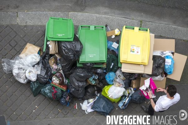 Grève des éboueurs dans le 5e à Paris