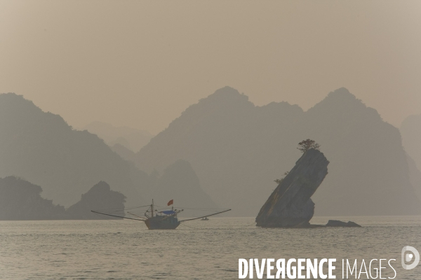 Baie d halong /vietnam