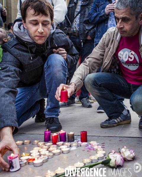Hommage aux victimes d Orlando au Trocadero