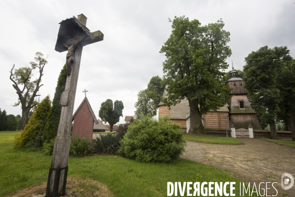 Les  tserkvas  eglises en bois/pologne