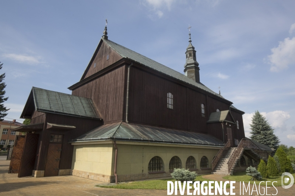 Les  tserkvas  eglises en bois/pologne