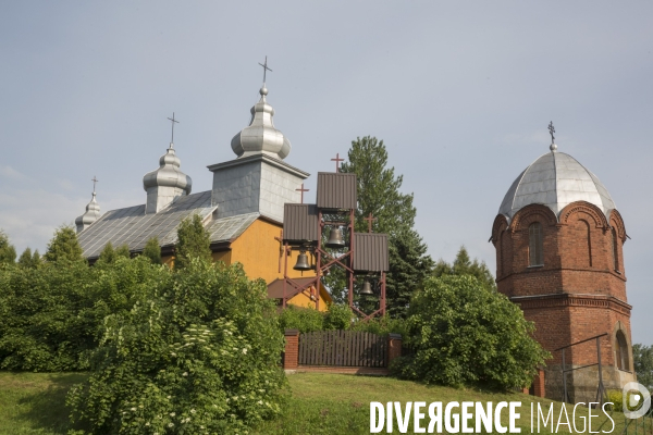 Les  tserkvas  eglises en bois/pologne