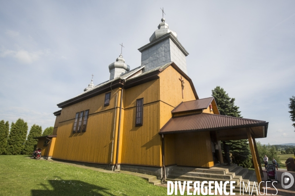 Les  tserkvas  eglises en bois/pologne