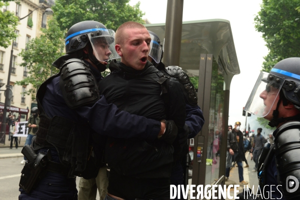 Protestation Contre les Réformes du Travail à Paris. Violent Protest Against Labor Reforms in Paris.