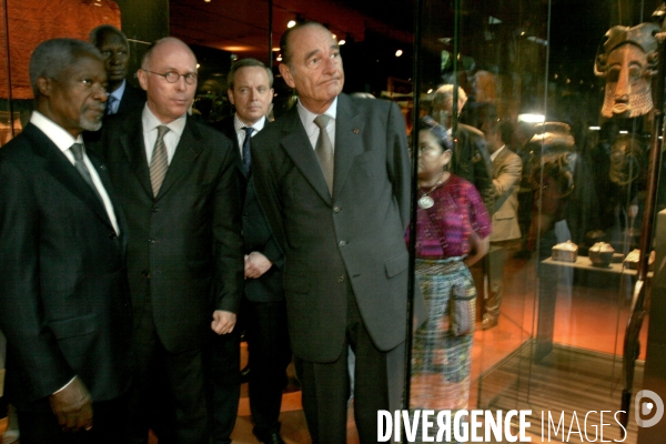 Jacques Chirac inaugure le Musée du Quai Branly